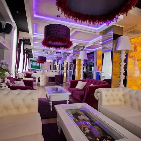 Ξενοδοχείο με διαμερίσματα Harmony Palace