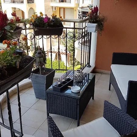 Ξενοδοχείο με διαμερίσματα Harmony Palace 3*