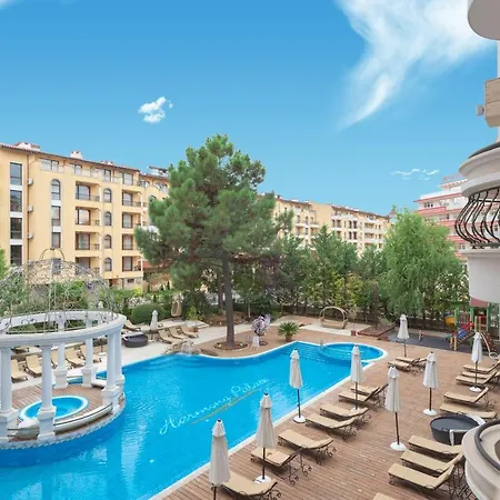 хармoни палас Апартхотел 4*