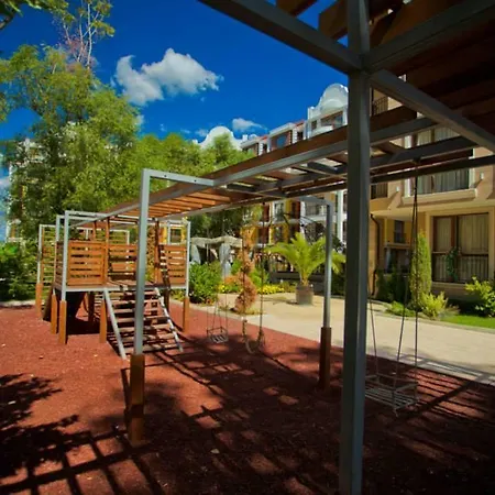 Апартхотел хармoни палас 4*