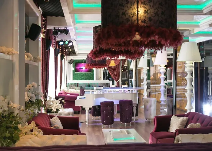 Harmony Palace Lägenhetshotell Slăntjev Brjag